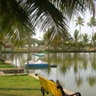 Kondai Lip Hotel Alappuzha Exterior photo